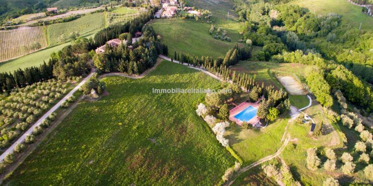 OFF MARKETChianti property for sale