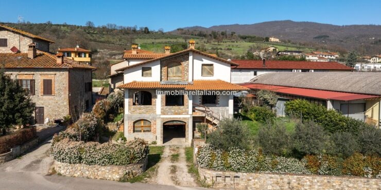 Two family home Sansepolcro, Tuscany