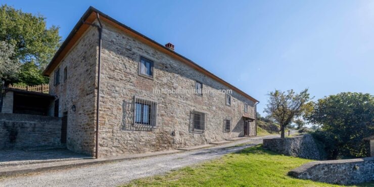 Property to renovate in Italy