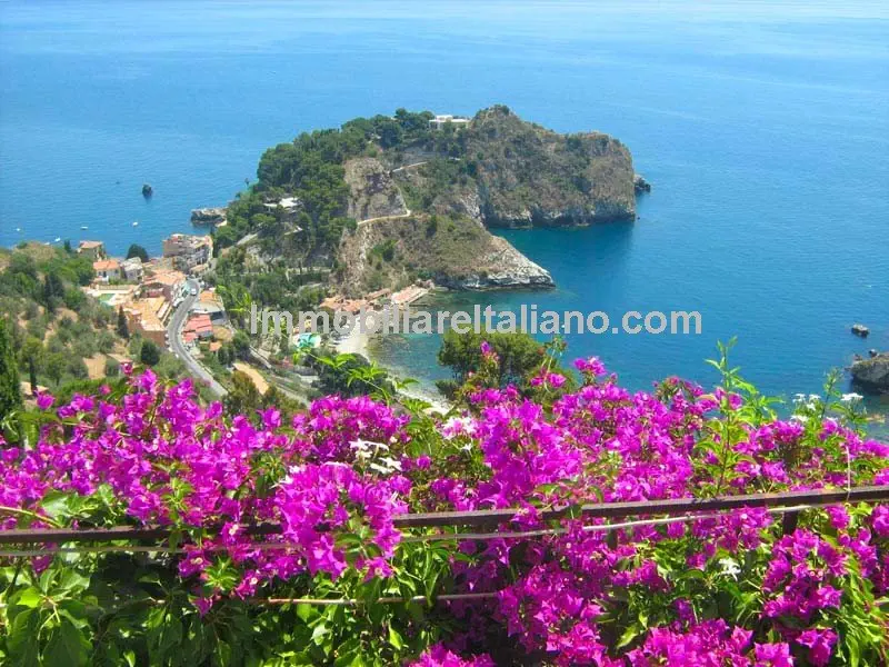 SOLDTaormina Villa
