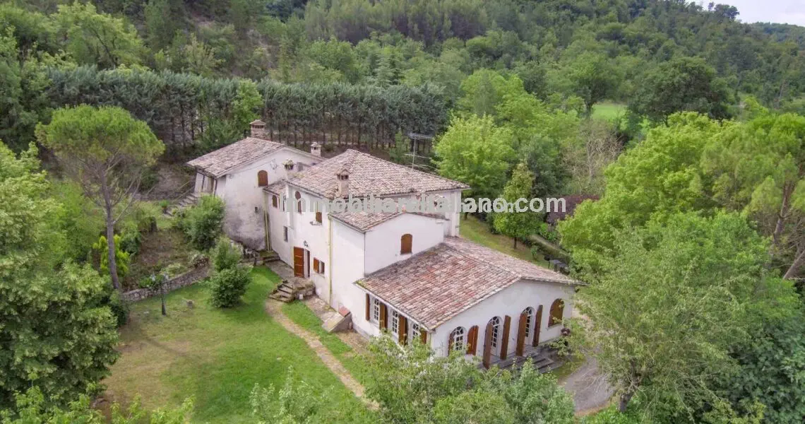 OFF MARKETCitta di Castello Villa