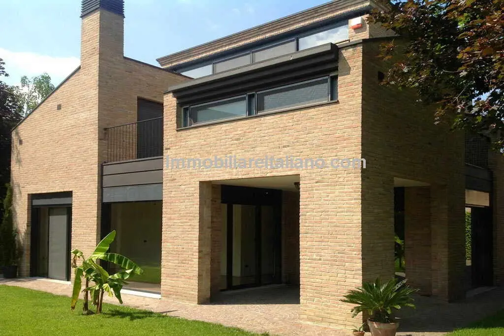 SOLDParma Property