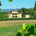 external view of Tuscan villa