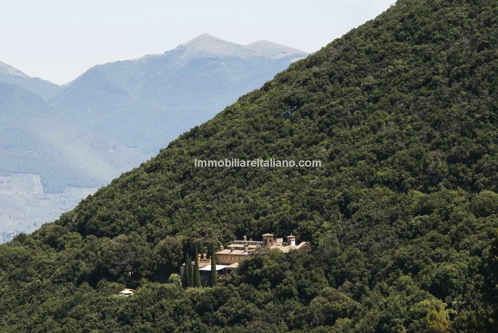 Historic listed property in Italy