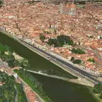 Of interest to investors and owner-operators will be this Florence apartment building for sale. Located on the famous Lungarno, the road which runs alongside the river Arno, in the historical city centre of Florence.