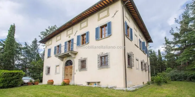 Tuscan Villa For Sale