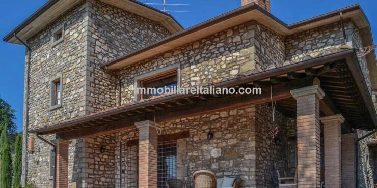 SOLD4 Bedroom Apartment Caprese Michelangelo Tuscany