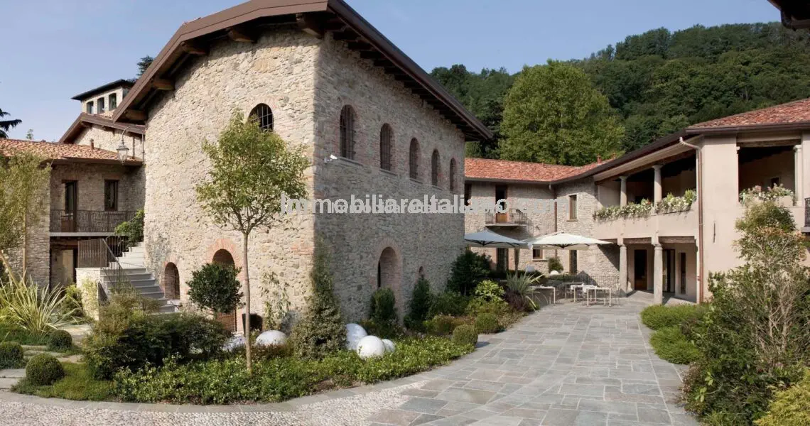 Hotel for sale Italy