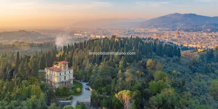 Florence Apartment