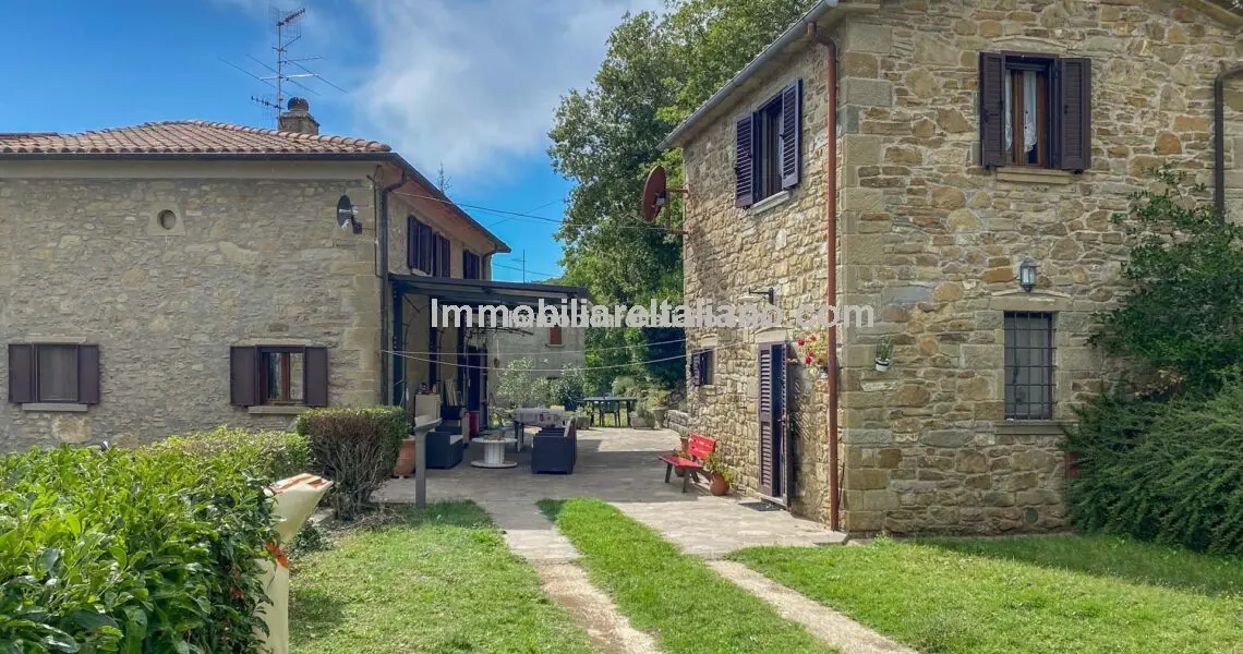 Farmhouse with Pool