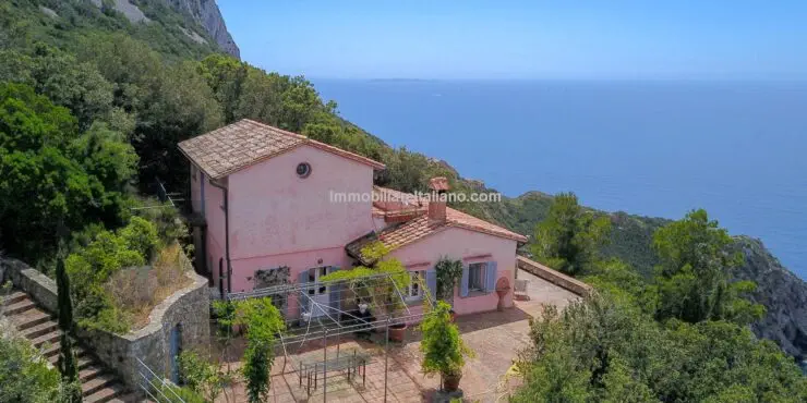SOLDSea View Property Tuscany
