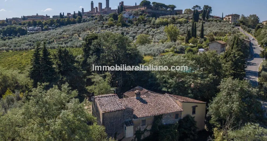 Country house for sale in Tuscany