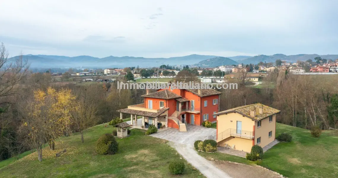Large Villa in Umbria