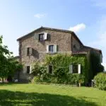 External view of large home in Umbria