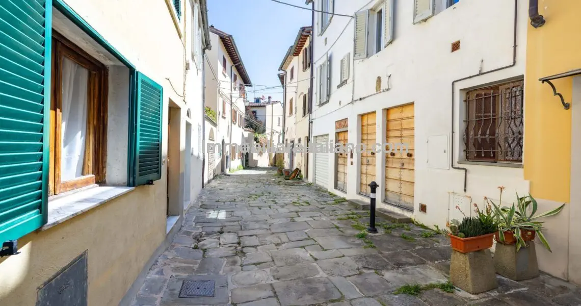 Tuscan Townhouse Home