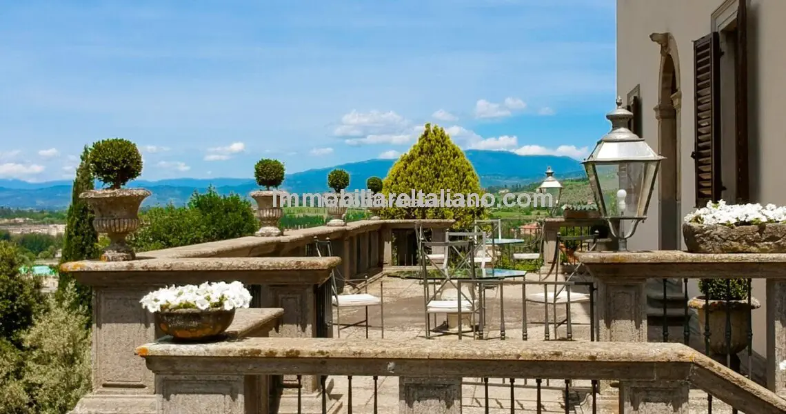 Arezzo Property