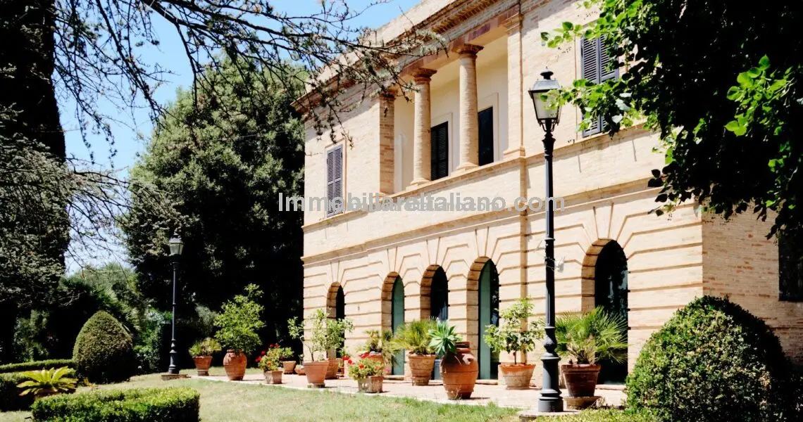 Le Marche Villa