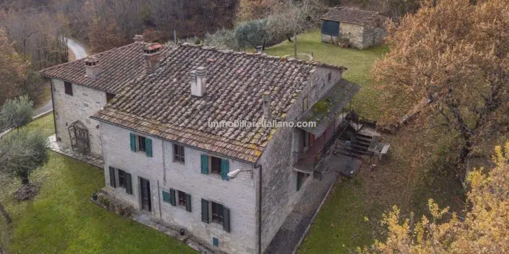 Caprese Michelangelo Fixer Upper Property
