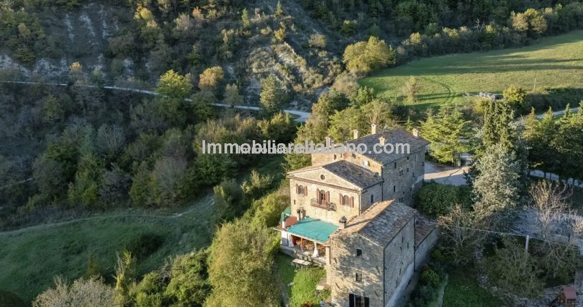 Historic 16th-Century Farmhouse