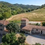 View of farmhouse and outbuilding, Città di Castello Perugia Umbria italy